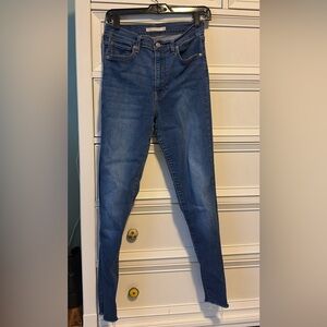 Levi's Women's Skinny Jeans in Blue